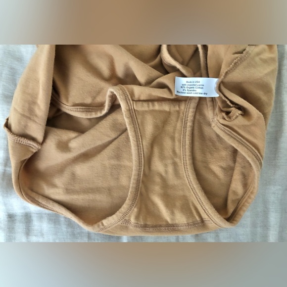 🐪 ARQ bodysuit in camel L - Picture 5 of 6